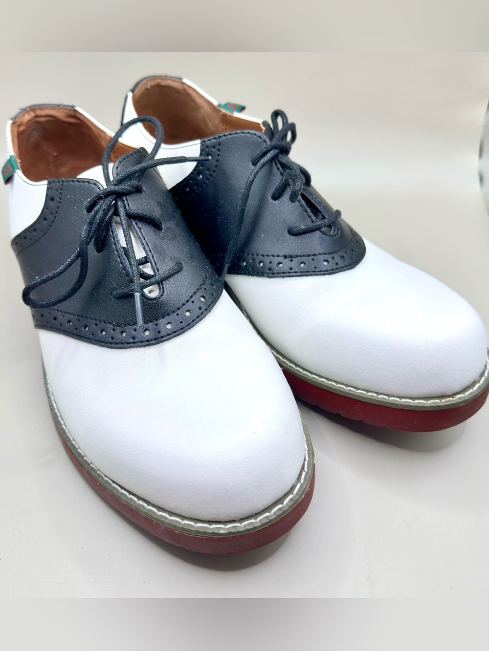 School Issue Varsity Women’s 8M Leather Black White Saddle Oxford Shoes